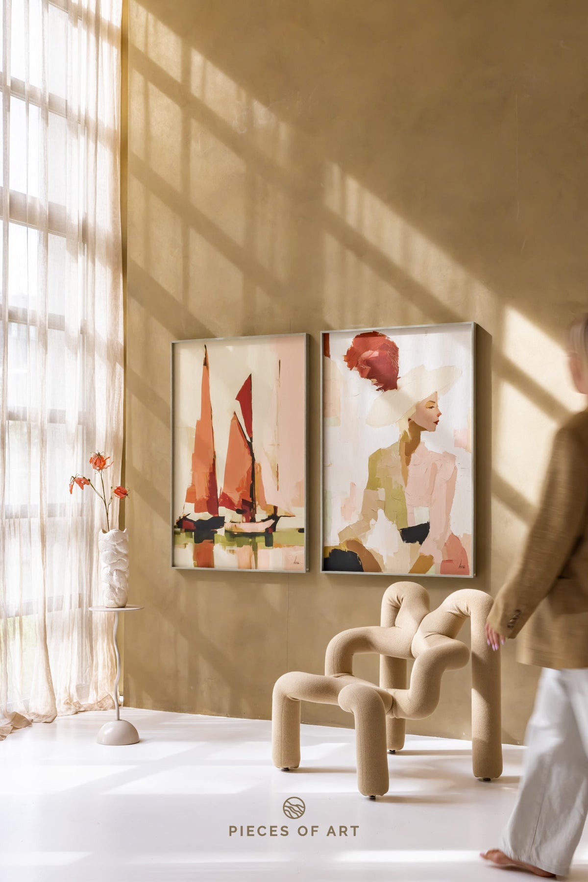 Acoustic painting, in a meeting room, for a calmer room