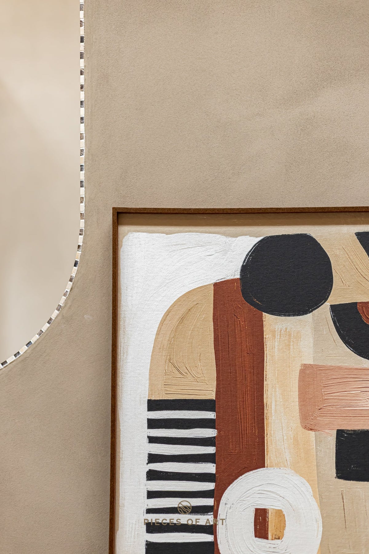 Kunstwerk aus recyceltem Filz, im Wohnzimmer
